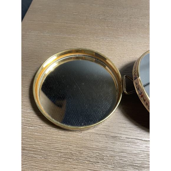 Metal Folding Travel Double Hand Mirror w/Stand 3 1/2 Round Floral Vintage - Picture 5 of 8